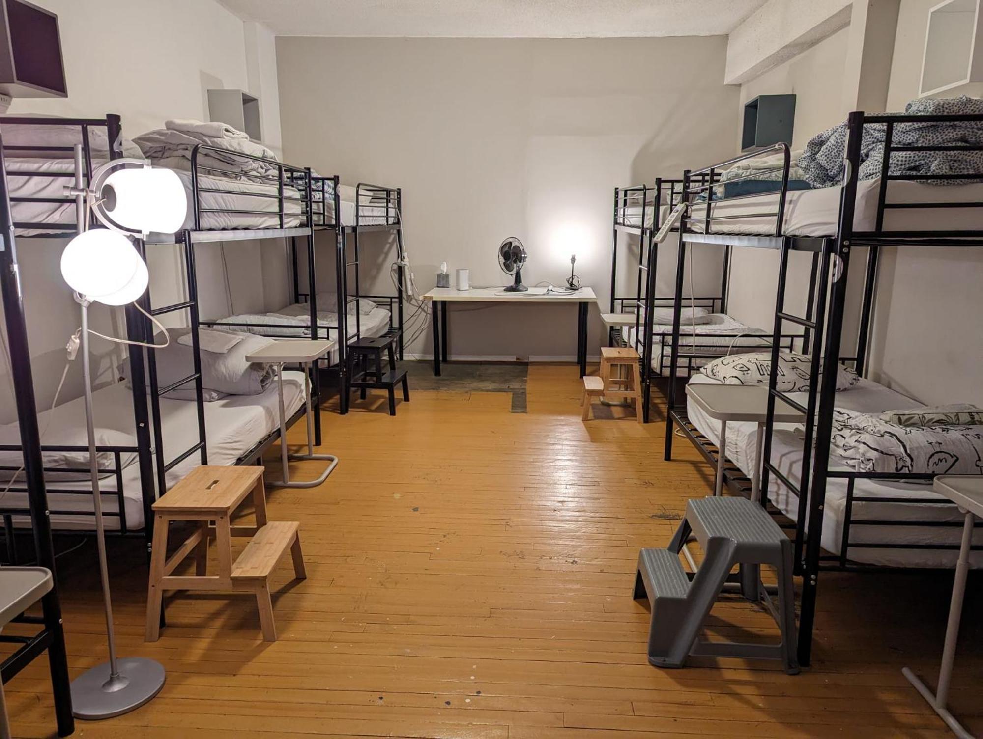 The Parkdale Hostellerie Toronto Exterior foto